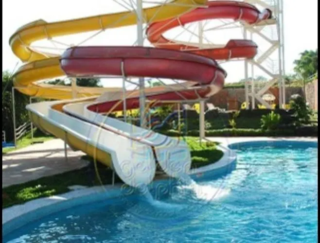 Suite Novinha - Clube Completo - Golden Dolphin Grand Hotel Caldas Novas